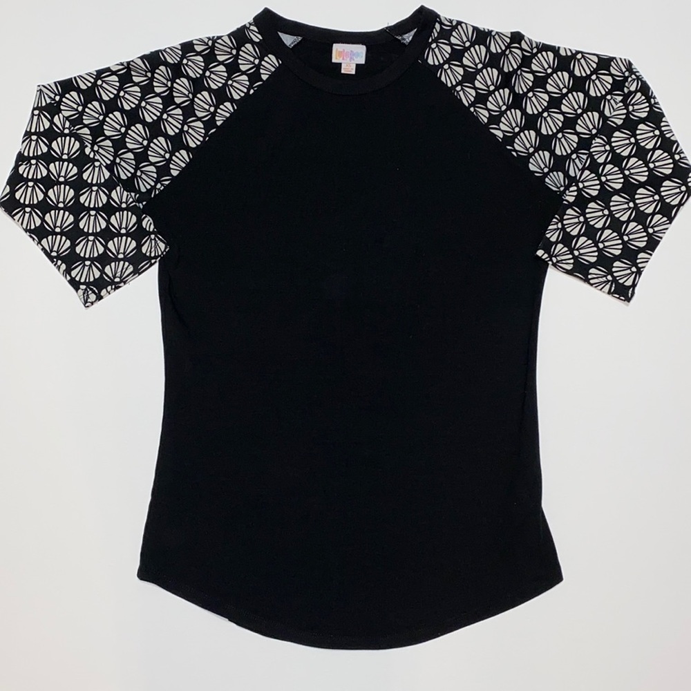 women’s Lularoe top